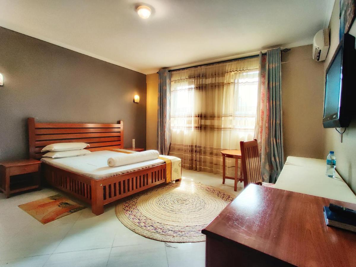 Lush Garden Hotel Arusha Bagian luar foto