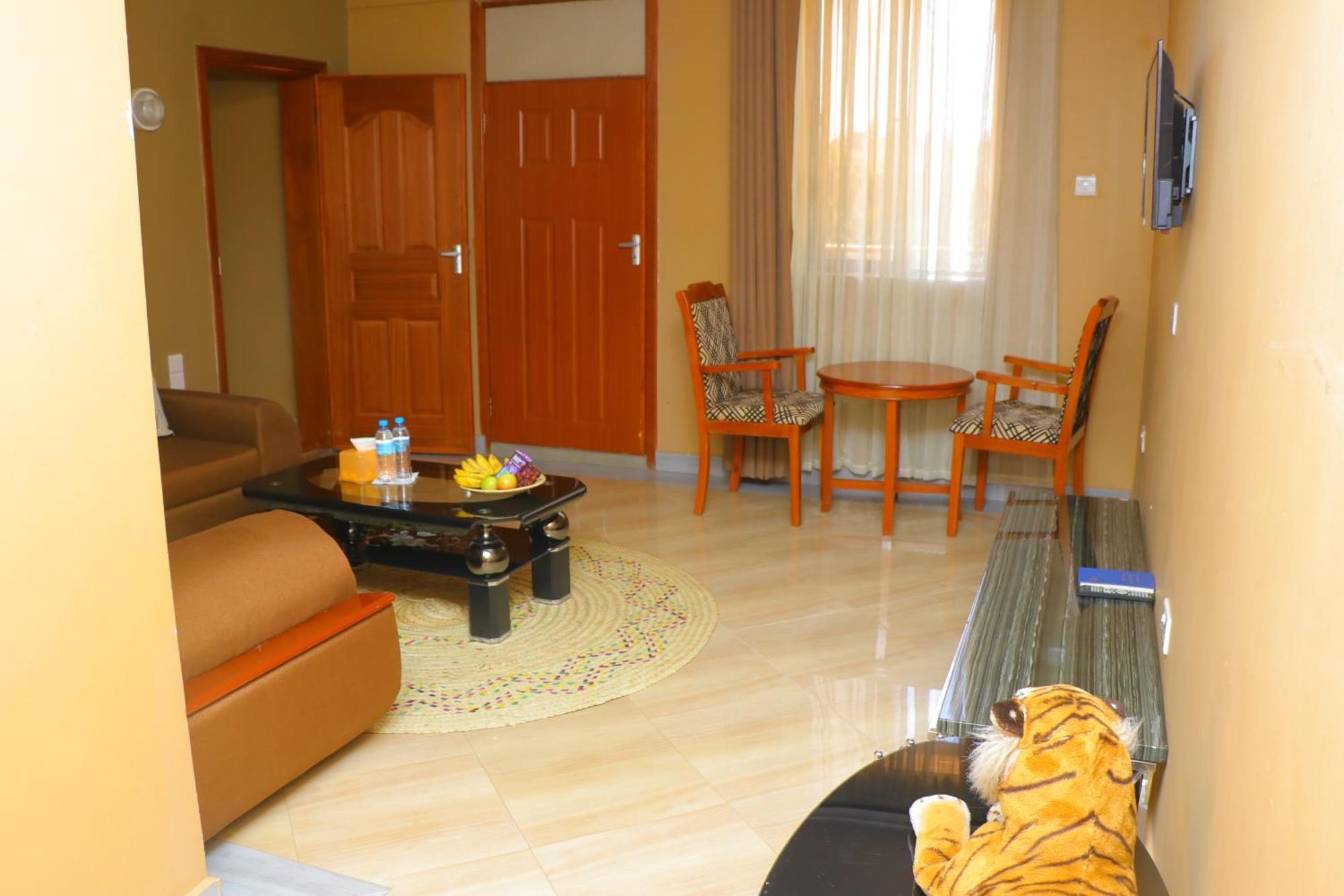 Lush Garden Hotel Arusha Bagian luar foto