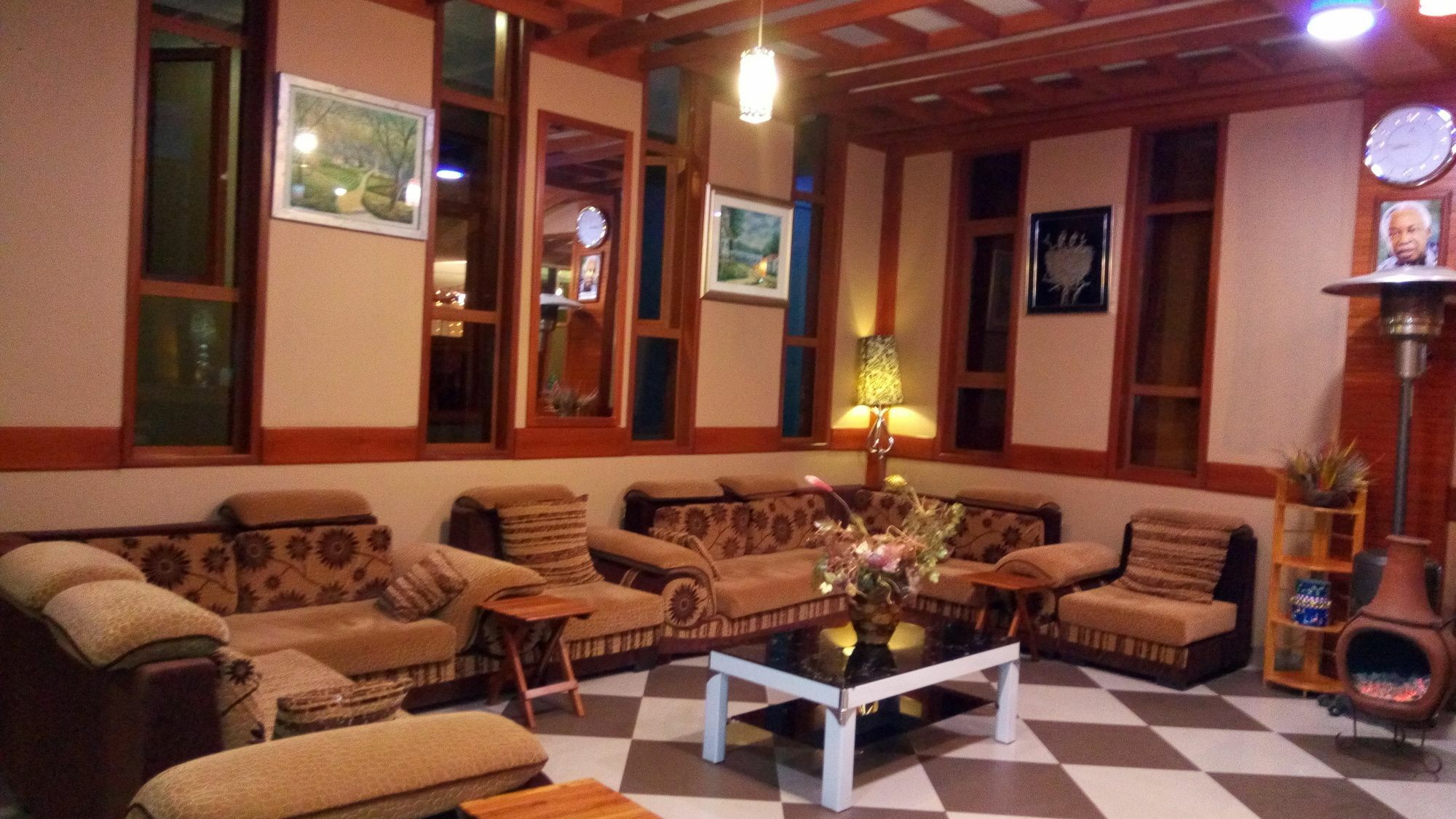 Lush Garden Hotel Arusha Bagian luar foto