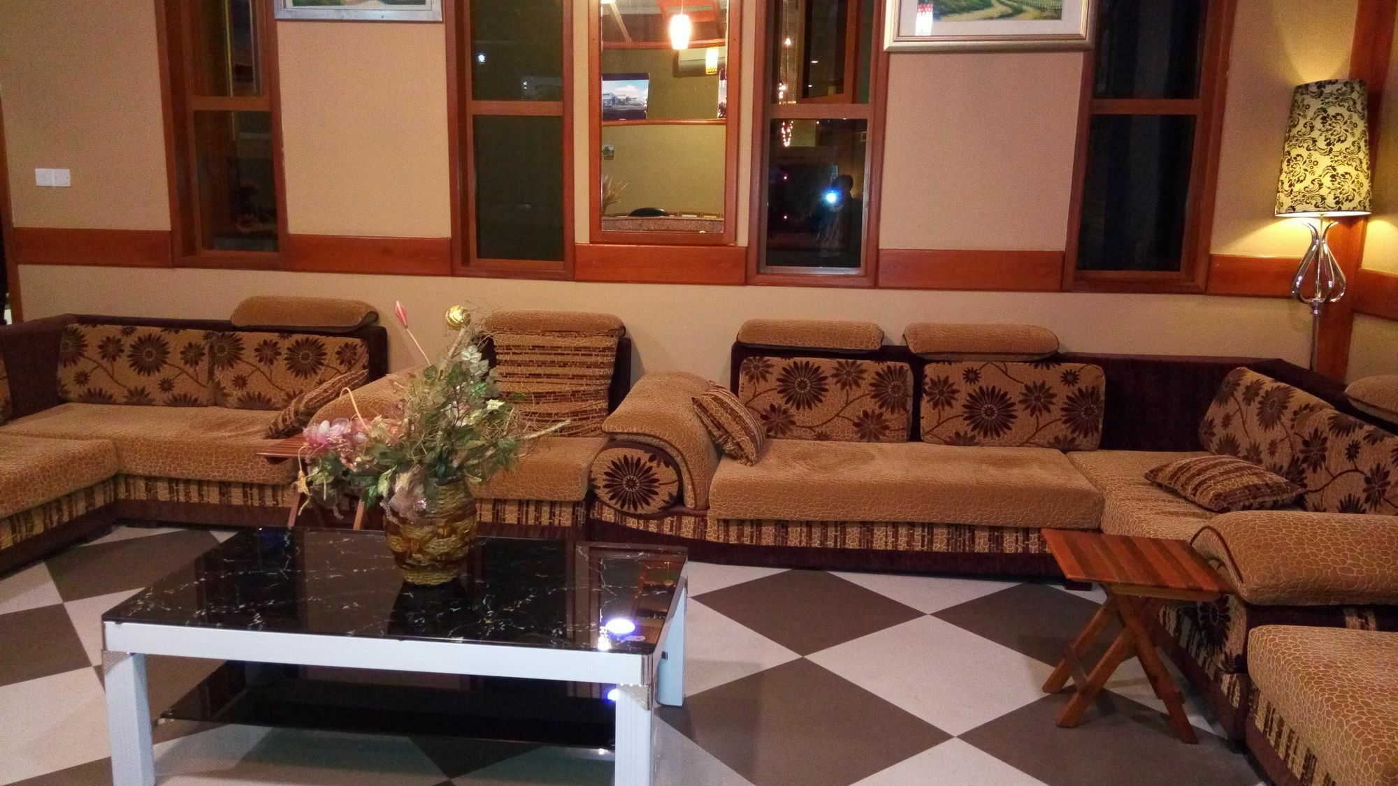 Lush Garden Hotel Arusha Bagian luar foto