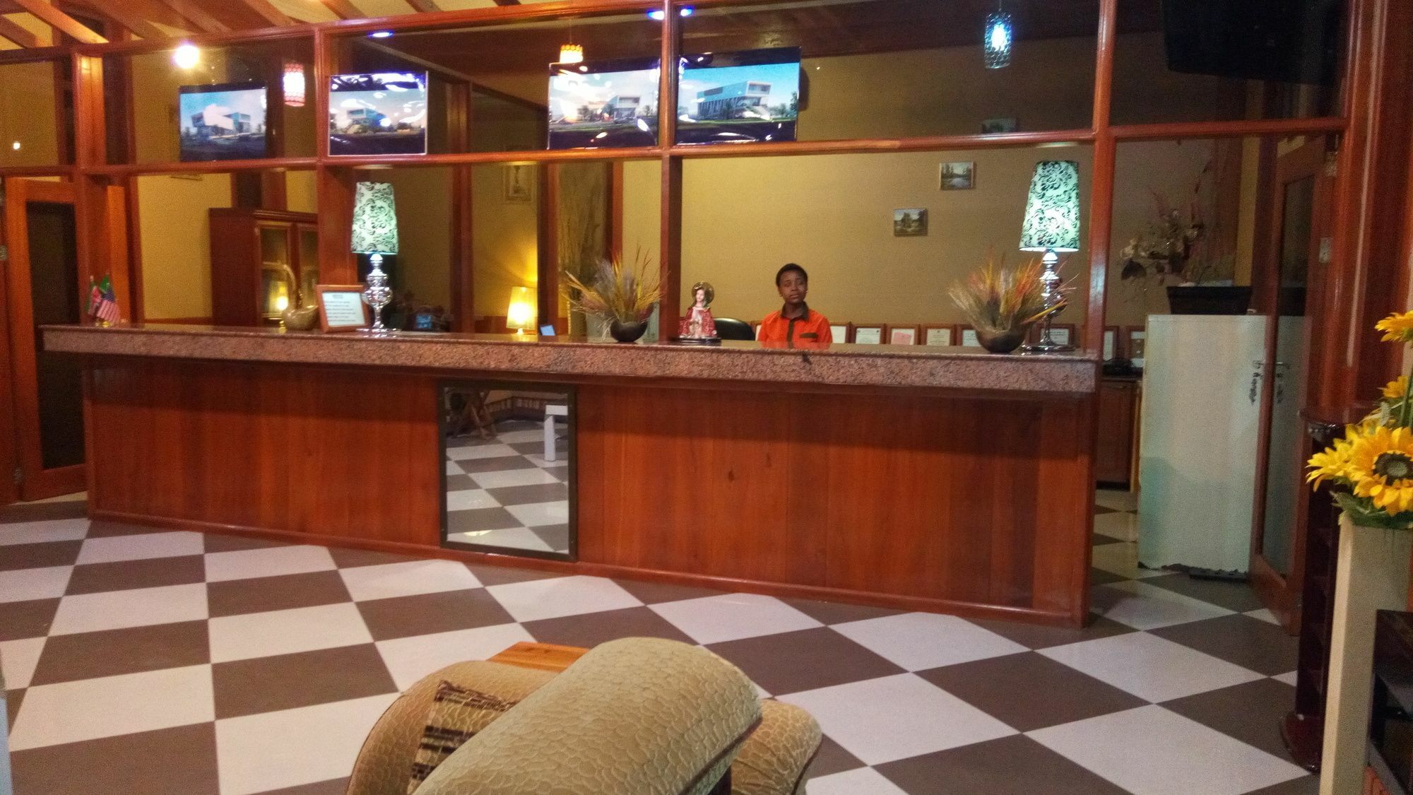 Lush Garden Hotel Arusha Bagian luar foto
