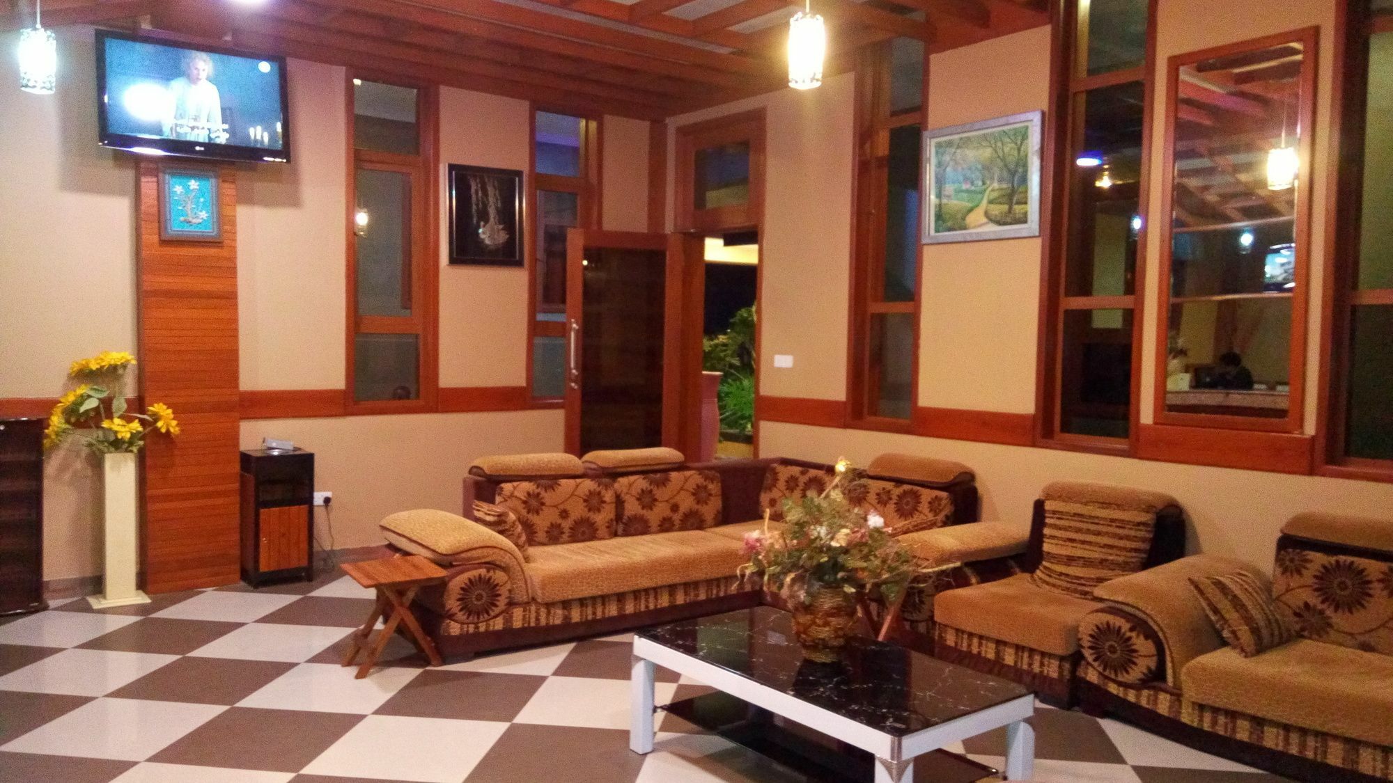 Lush Garden Hotel Arusha Bagian luar foto